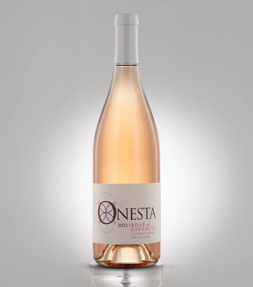 Drop Shadow_Before Plain product image of a wine bottle with no shadow.